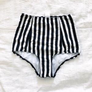 Kortni Jeane Striped High-Waisted Bottoms 🖤